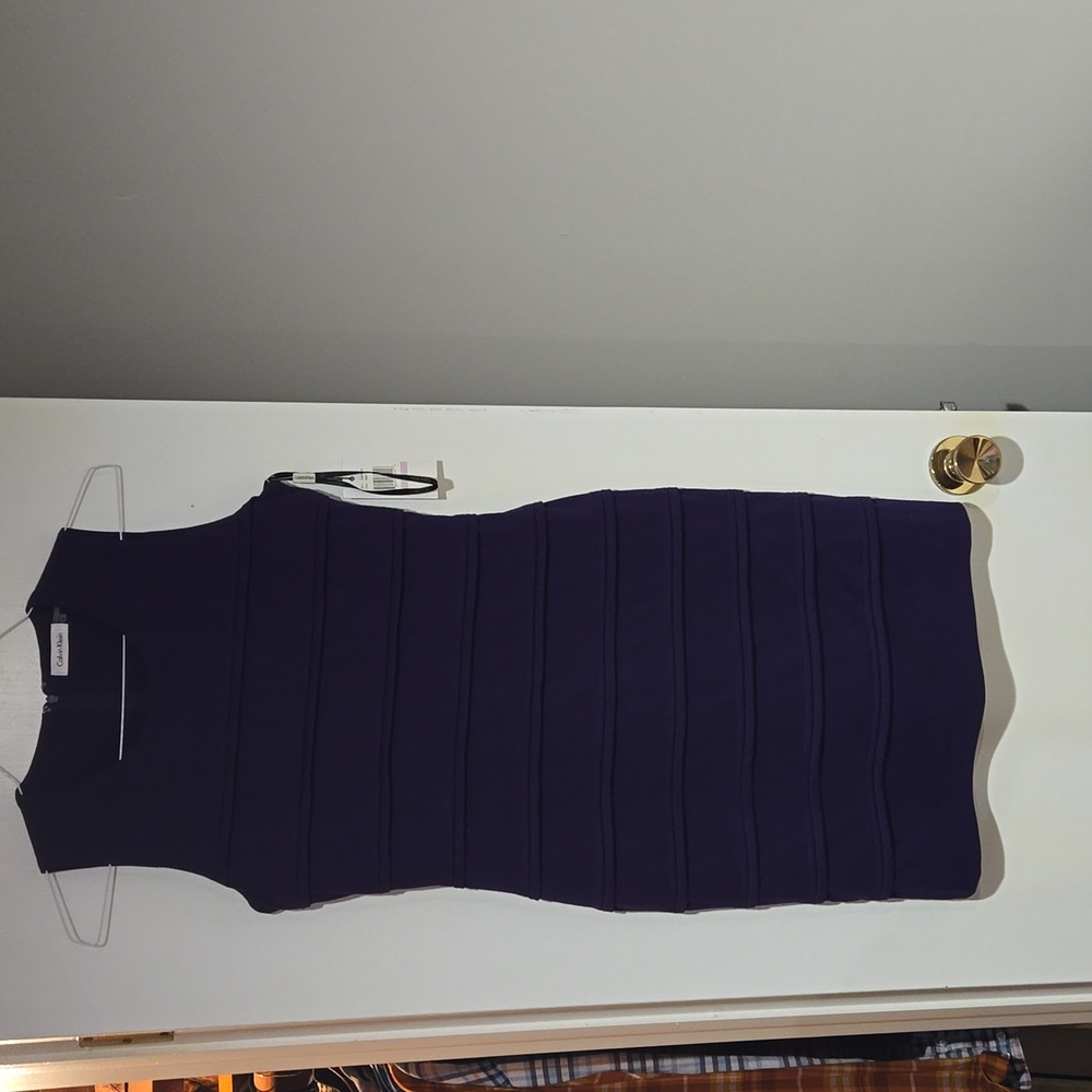 Womens, size 6, purple colored Calvin Klein dress